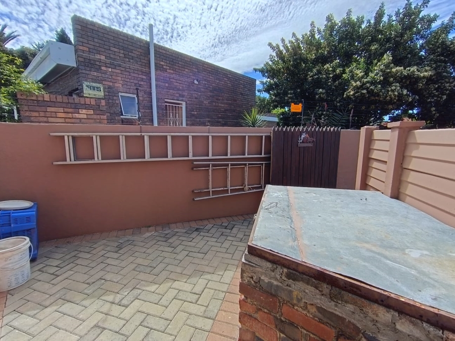 3 Bedroom Property for Sale in Fichardt Park Free State